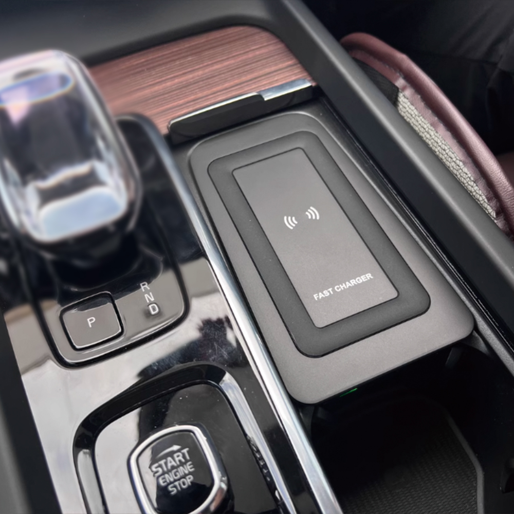Center console Wireless charge - مراجعة Volvo Car Accessories Xc90 وسعره