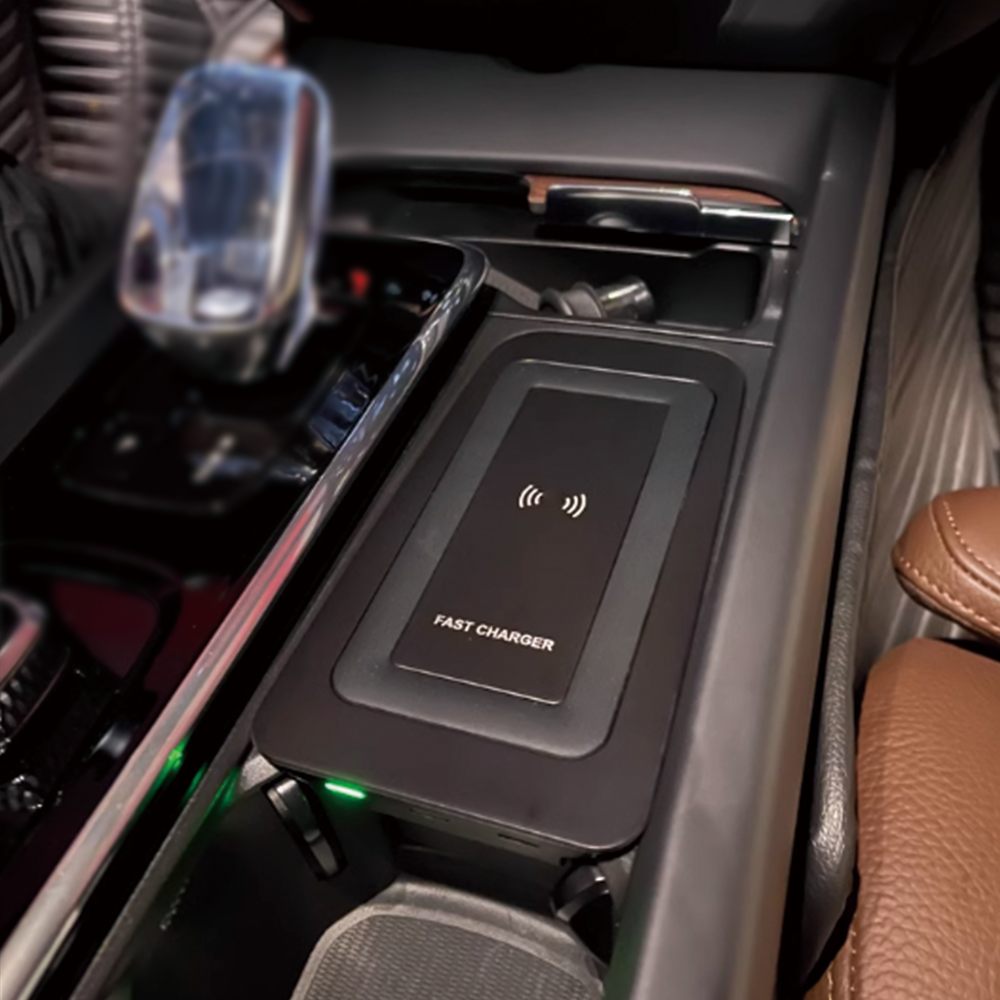 Center console Wireless charge - مراجعة Volvo Car Accessories Xc90 وسعره