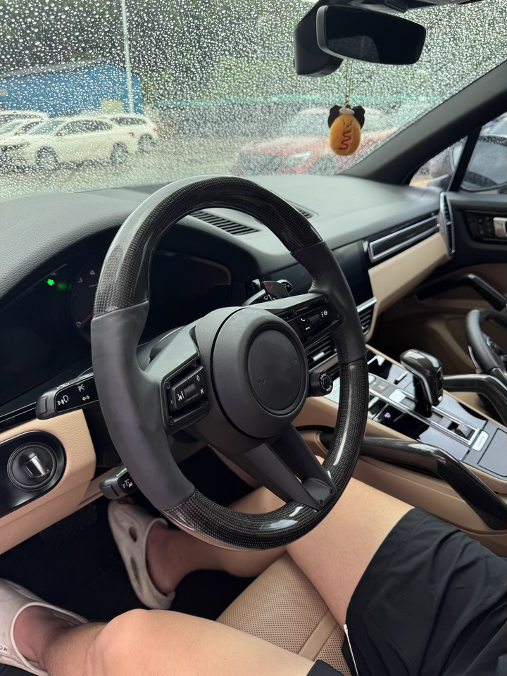 Custom Carbon Fiber Steering W - مراجعة Steering Wheel Cover وسعره